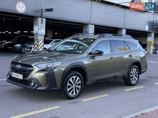 Зелений Субару Аутбек, об'ємом двигуна 2.5 л та пробігом 12 тис. км за 26000 $, фото 2 на Automoto.ua