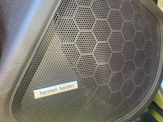 Зеленый Субару Аутбек, объемом двигателя 2.5 л и пробегом 116 тыс. км за 15678 $, фото 6 на Automoto.ua