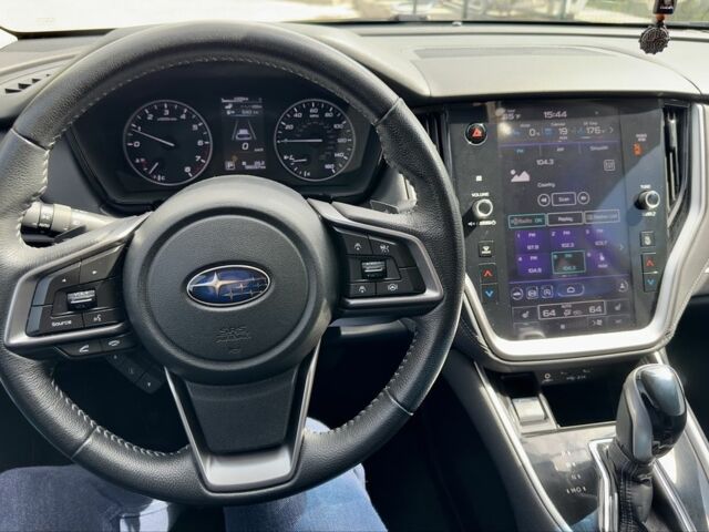 Зеленый Субару Аутбек, объемом двигателя 2.5 л и пробегом 103 тыс. км за 21800 $, фото 5 на Automoto.ua