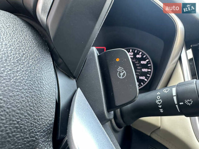 Зелений Субару Аутбек, об'ємом двигуна 2.39 л та пробігом 5 тис. км за 31500 $, фото 45 на Automoto.ua