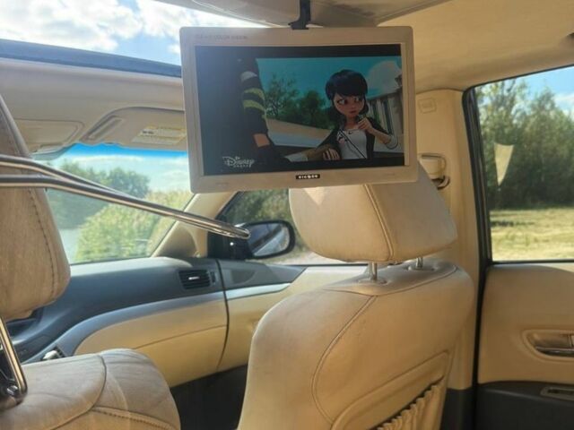 Бежевый Субару Трибека, объемом двигателя 3 л и пробегом 300 тыс. км за 5499 $, фото 8 на Automoto.ua