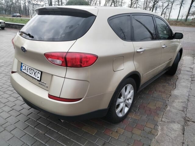 Бежевий Субару Трібека, об'ємом двигуна 3 л та пробігом 229 тис. км за 6900 $, фото 4 на Automoto.ua