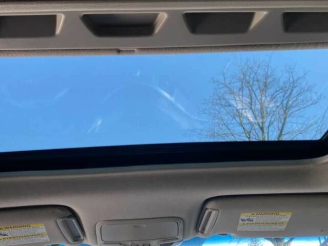 Бежевый Субару Трибека, объемом двигателя 3 л и пробегом 2 тыс. км за 3700 $, фото 6 на Automoto.ua