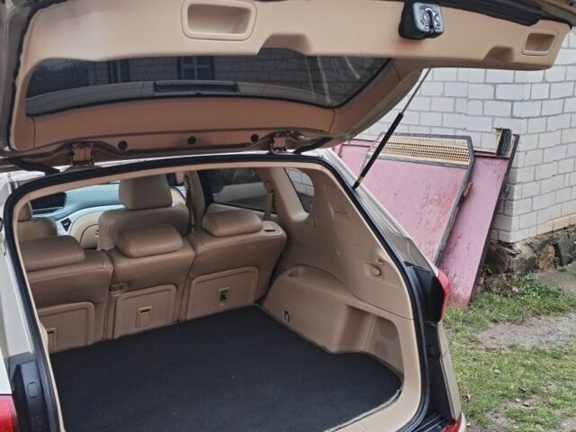 Бежевий Субару Трібека, об'ємом двигуна 3 л та пробігом 229 тис. км за 6900 $, фото 14 на Automoto.ua