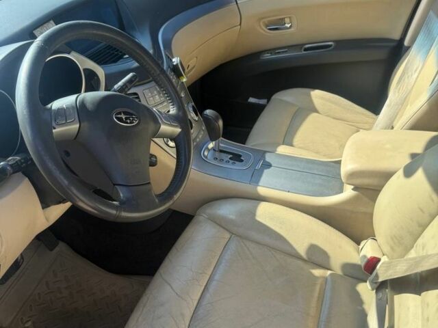 Бежевый Субару Трибека, объемом двигателя 3 л и пробегом 300 тыс. км за 5499 $, фото 6 на Automoto.ua