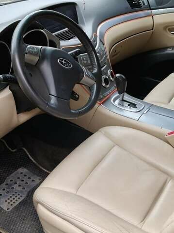 Бежевый Субару Трибека, объемом двигателя 3 л и пробегом 265 тыс. км за 5500 $, фото 8 на Automoto.ua