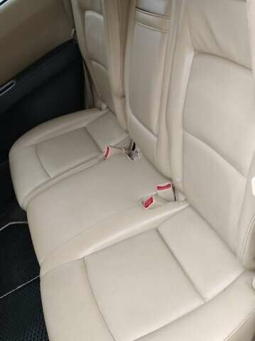 Бежевый Субару Трибека, объемом двигателя 3 л и пробегом 265 тыс. км за 5500 $, фото 10 на Automoto.ua