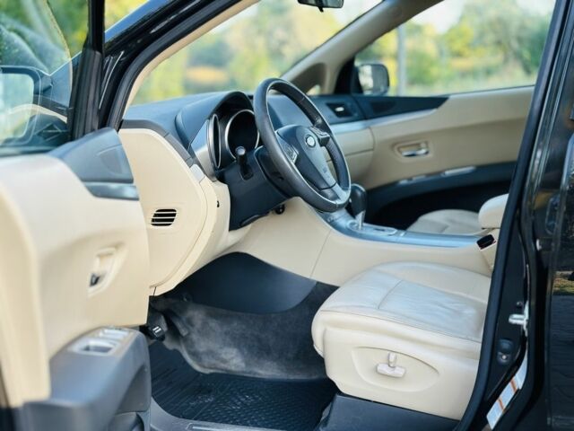 Чорний Субару Трібека, об'ємом двигуна 3 л та пробігом 211 тис. км за 5950 $, фото 8 на Automoto.ua