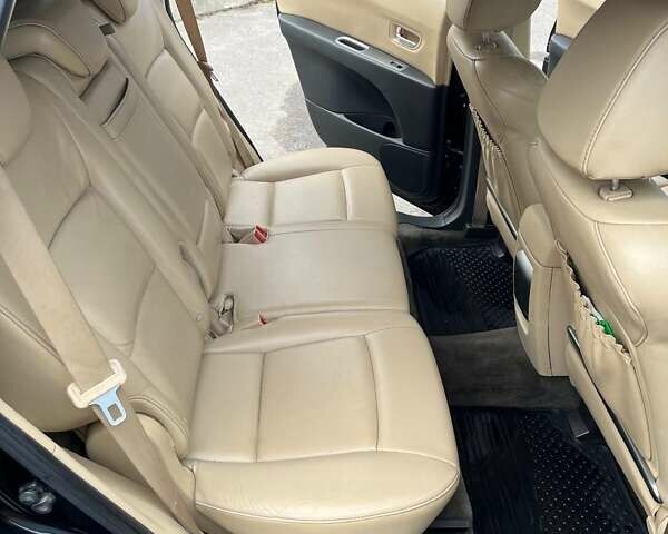 Черный Субару Трибека, объемом двигателя 3 л и пробегом 155 тыс. км за 6700 $, фото 15 на Automoto.ua