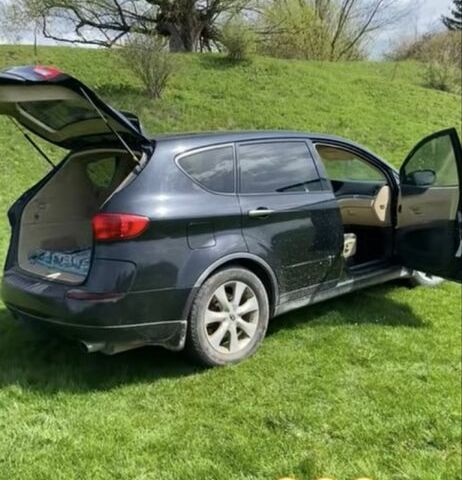 Черный Субару Трибека, объемом двигателя 3 л и пробегом 280 тыс. км за 7600 $, фото 10 на Automoto.ua