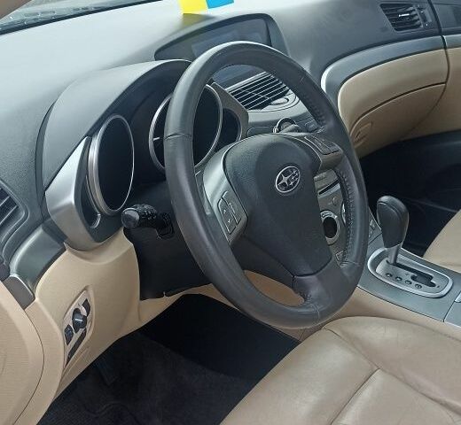 Чорний Субару Трібека, об'ємом двигуна 3 л та пробігом 141 тис. км за 7050 $, фото 6 на Automoto.ua