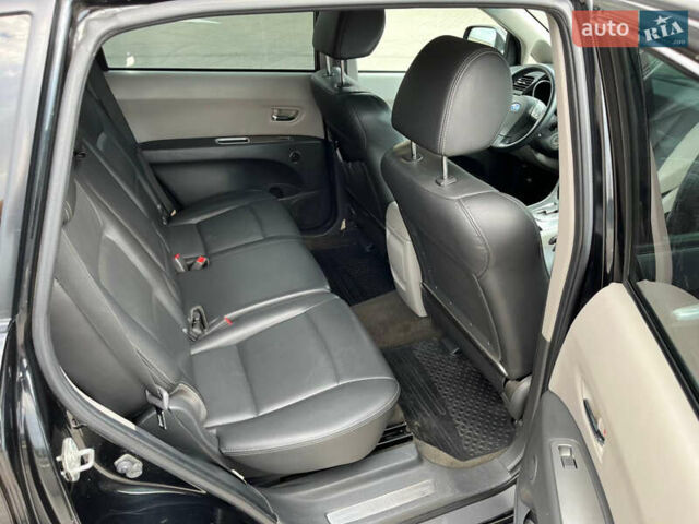 Черный Субару Трибека, объемом двигателя 3.63 л и пробегом 301 тыс. км за 7900 $, фото 31 на Automoto.ua