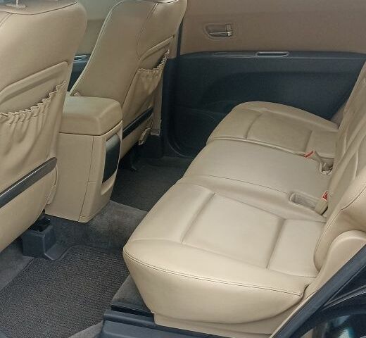 Чорний Субару Трібека, об'ємом двигуна 3 л та пробігом 141 тис. км за 7050 $, фото 5 на Automoto.ua