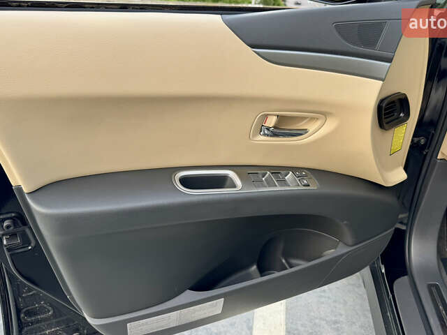 Черный Субару Трибека, объемом двигателя 3.63 л и пробегом 118 тыс. км за 12500 $, фото 16 на Automoto.ua