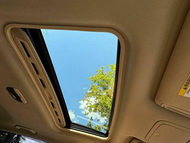 Красный Субару Трибека, объемом двигателя 3 л и пробегом 173 тыс. км за 8000 $, фото 4 на Automoto.ua