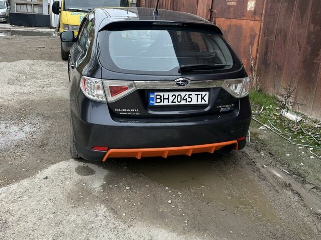 Серый Субару Трибека, объемом двигателя 1.5 л и пробегом 900 тыс. км за 6000 $, фото 2 на Automoto.ua