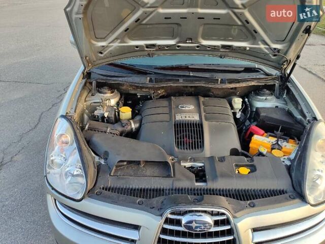Серый Субару Трибека, объемом двигателя 3 л и пробегом 195 тыс. км за 7000 $, фото 7 на Automoto.ua