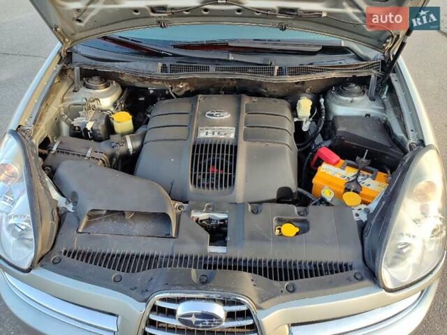 Серый Субару Трибека, объемом двигателя 3 л и пробегом 195 тыс. км за 7000 $, фото 4 на Automoto.ua