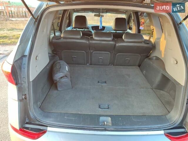 Серый Субару Трибека, объемом двигателя 3 л и пробегом 195 тыс. км за 7000 $, фото 12 на Automoto.ua