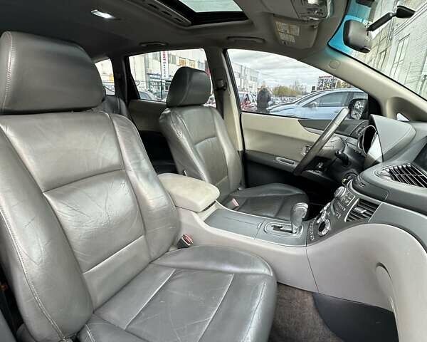 Сірий Субару Трібека, об'ємом двигуна 3 л та пробігом 226 тис. км за 6000 $, фото 24 на Automoto.ua