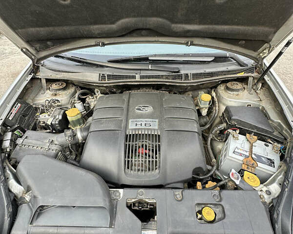 Серый Субару Трибека, объемом двигателя 3 л и пробегом 226 тыс. км за 6000 $, фото 29 на Automoto.ua