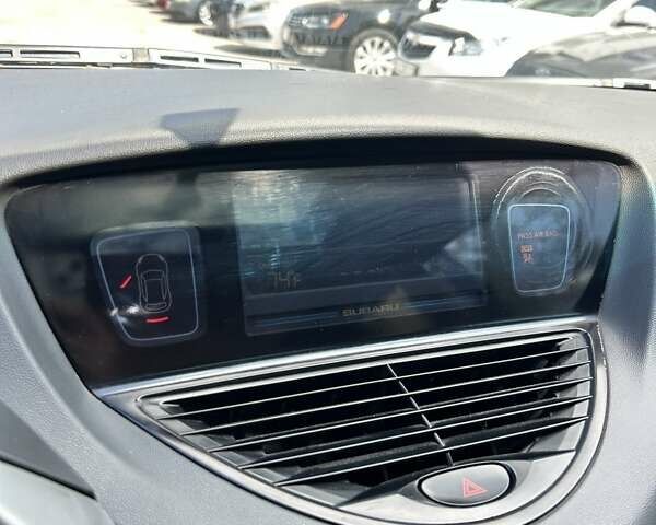 Серый Субару Трибека, объемом двигателя 3 л и пробегом 226 тыс. км за 6500 $, фото 16 на Automoto.ua
