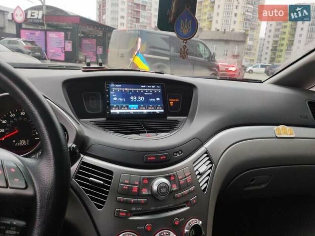 Сірий Субару Трібека, об'ємом двигуна 3 л та пробігом 239 тис. км за 4750 $, фото 19 на Automoto.ua