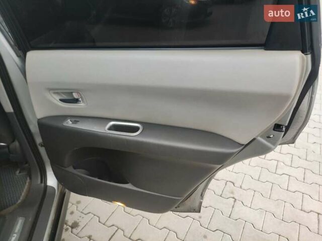 Сірий Субару Трібека, об'ємом двигуна 3 л та пробігом 239 тис. км за 4750 $, фото 36 на Automoto.ua