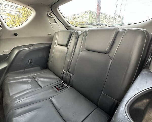 Серый Субару Трибека, объемом двигателя 3 л и пробегом 226 тыс. км за 6000 $, фото 27 на Automoto.ua