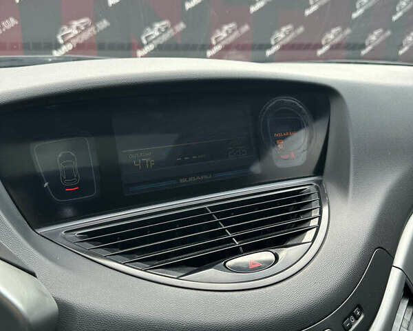 Серый Субару Трибека, объемом двигателя 3 л и пробегом 226 тыс. км за 6000 $, фото 23 на Automoto.ua