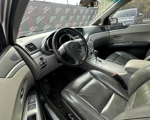 Серый Субару Трибека, объемом двигателя 3 л и пробегом 226 тыс. км за 6000 $, фото 20 на Automoto.ua