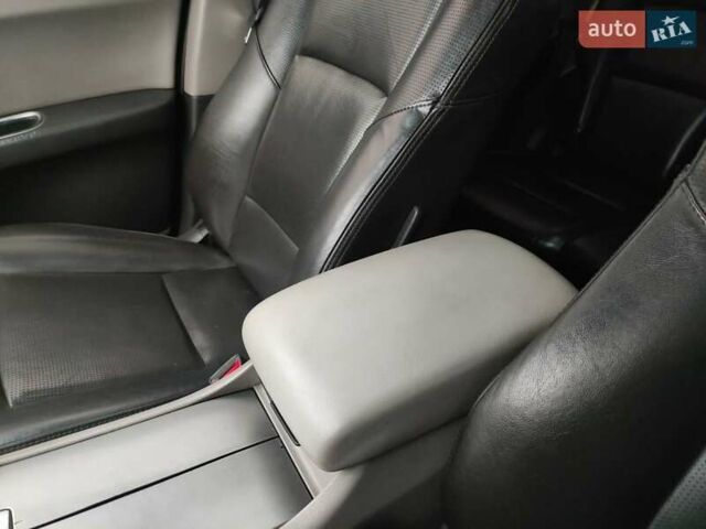 Сірий Субару Трібека, об'ємом двигуна 3 л та пробігом 239 тис. км за 4750 $, фото 44 на Automoto.ua