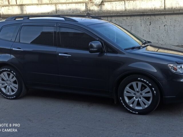 Серый Субару Трибека, объемом двигателя 3.6 л и пробегом 170 тыс. км за 9000 $, фото 1 на Automoto.ua