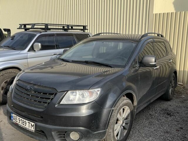Серый Субару Трибека, объемом двигателя 3.6 л и пробегом 140 тыс. км за 5000 $, фото 2 на Automoto.ua