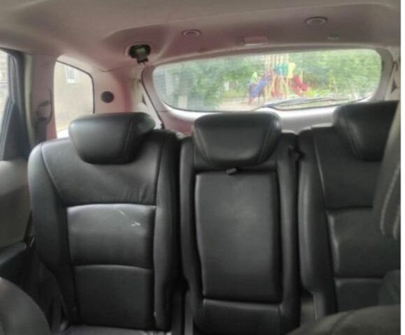 Серый Субару Трибека, объемом двигателя 3.6 л и пробегом 178 тыс. км за 6200 $, фото 3 на Automoto.ua