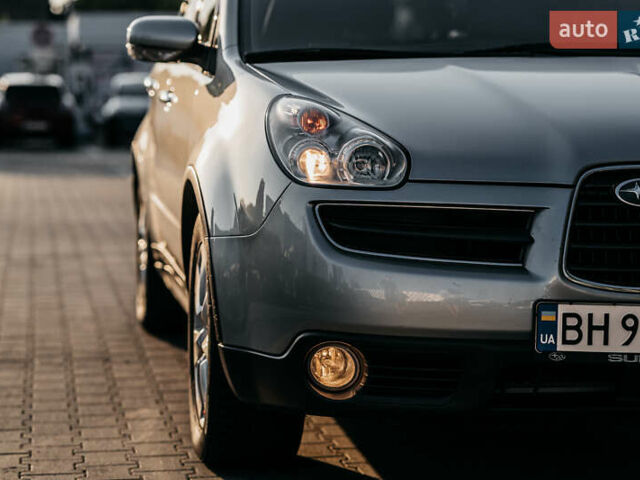 Серый Субару Трибека, объемом двигателя 3 л и пробегом 122 тыс. км за 8700 $, фото 4 на Automoto.ua