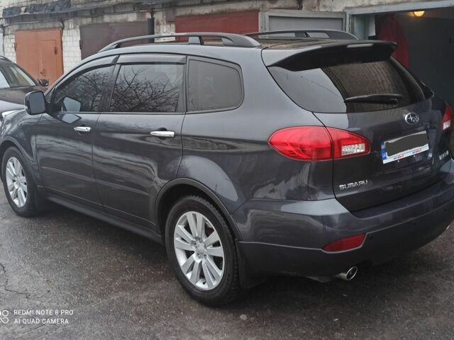 Серый Субару Трибека, объемом двигателя 3.6 л и пробегом 170 тыс. км за 9000 $, фото 2 на Automoto.ua