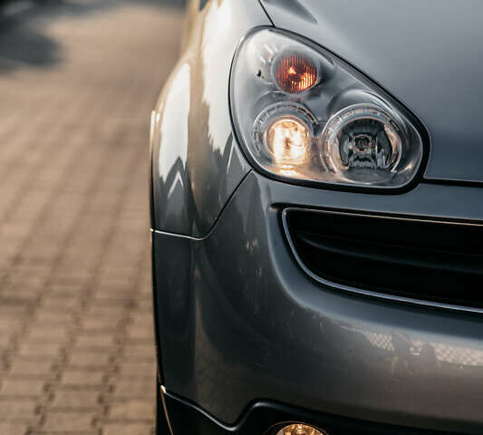 Серый Субару Трибека, объемом двигателя 3 л и пробегом 122 тыс. км за 8700 $, фото 6 на Automoto.ua