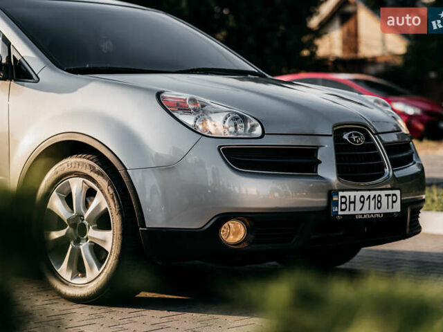 Серый Субару Трибека, объемом двигателя 3 л и пробегом 122 тыс. км за 8700 $, фото 2 на Automoto.ua