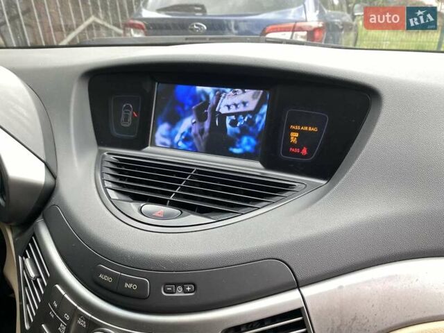 Серый Субару Трибека, объемом двигателя 3 л и пробегом 104 тыс. км за 7999 $, фото 22 на Automoto.ua