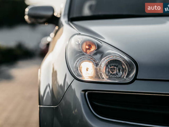 Сірий Субару Трібека, об'ємом двигуна 3 л та пробігом 122 тис. км за 8700 $, фото 5 на Automoto.ua