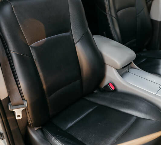 Серый Субару Трибека, объемом двигателя 3 л и пробегом 122 тыс. км за 8700 $, фото 39 на Automoto.ua