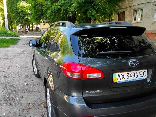 Серый Субару Трибека, объемом двигателя 3.6 л и пробегом 119 тыс. км за 9900 $, фото 2 на Automoto.ua