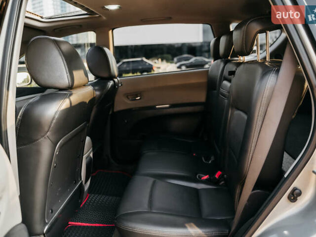 Серый Субару Трибека, объемом двигателя 3 л и пробегом 122 тыс. км за 8700 $, фото 32 на Automoto.ua