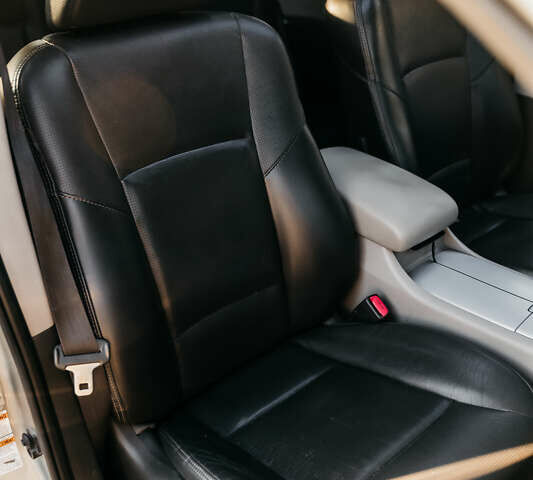 Серый Субару Трибека, объемом двигателя 3 л и пробегом 122 тыс. км за 8700 $, фото 40 на Automoto.ua