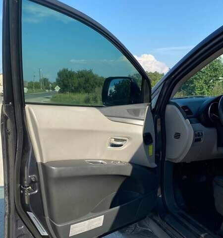 Сірий Субару Трібека, об'ємом двигуна 3.63 л та пробігом 211 тис. км за 8900 $, фото 2 на Automoto.ua