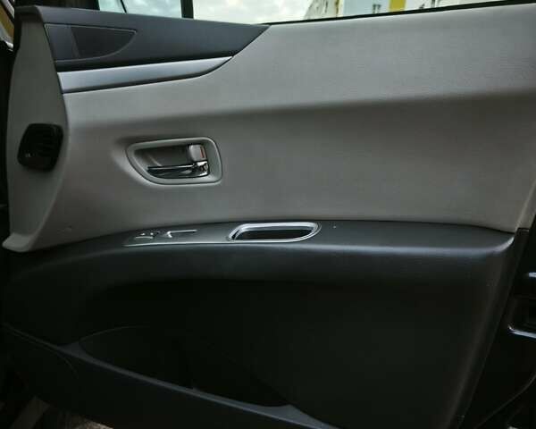 Серый Субару Трибека, объемом двигателя 3.63 л и пробегом 161 тыс. км за 8150 $, фото 13 на Automoto.ua