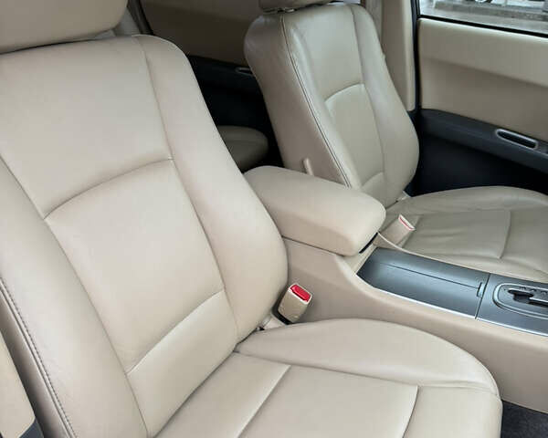 Зелений Субару Трібека, об'ємом двигуна 3 л та пробігом 172 тис. км за 8500 $, фото 11 на Automoto.ua