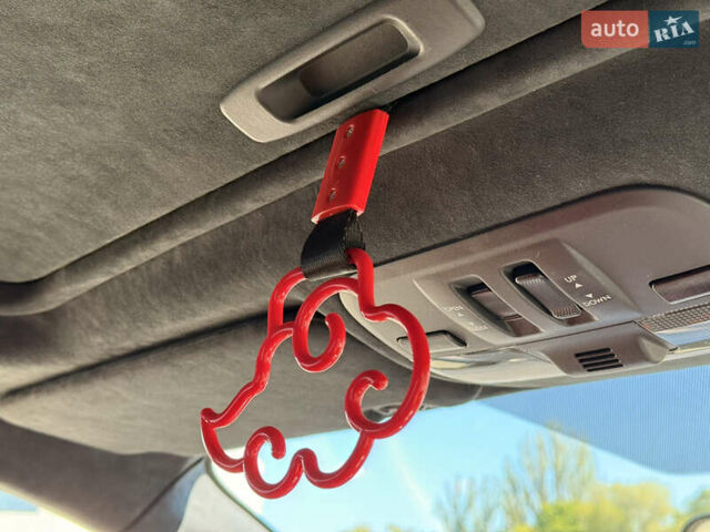 Білий Субару ВРХ, об'ємом двигуна 2 л та пробігом 114 тис. км за 16900 $, фото 4 на Automoto.ua