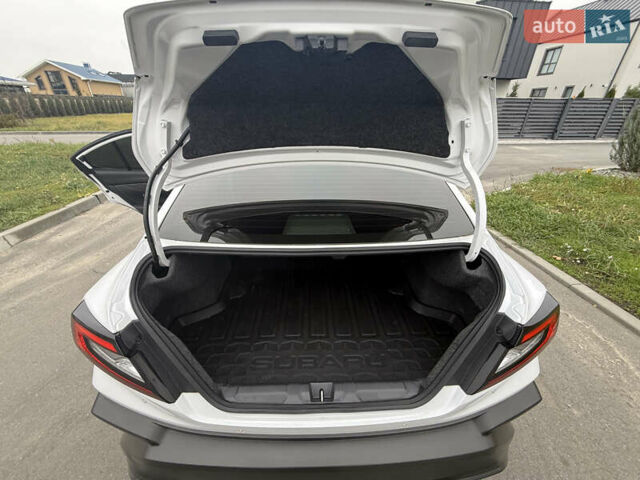 Белый Субару ВРХ, объемом двигателя 2.39 л и пробегом 59 тыс. км за 25000 $, фото 10 на Automoto.ua